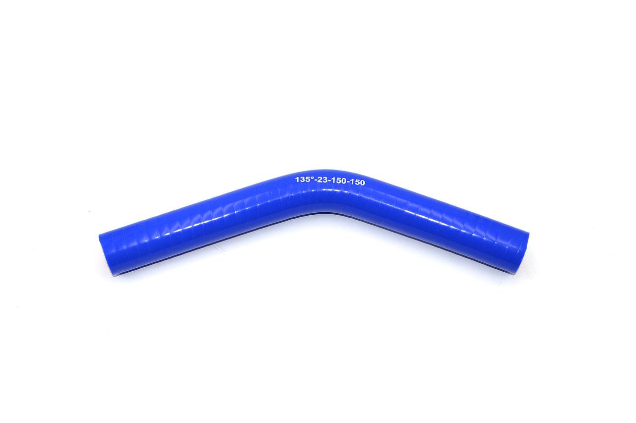 картинка Патрубок силиконовый угловой Ф 23 мм L 150х150 мм, 135 град от магазина Одежда+